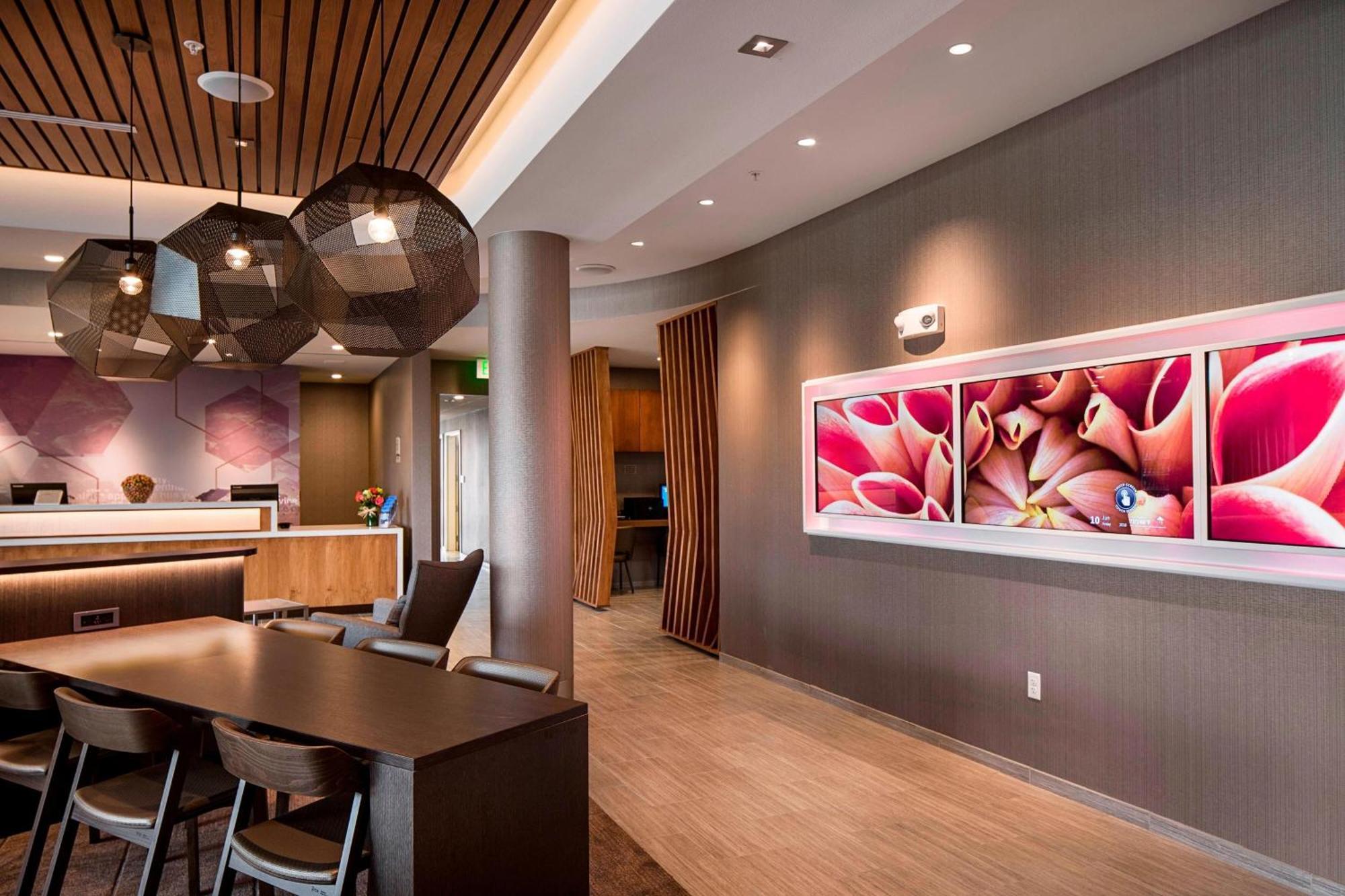 Springhill Suites By Marriott Калиспел Екстериор снимка